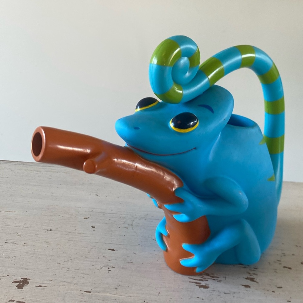 Melissa & Doug Chameleon Watering Can